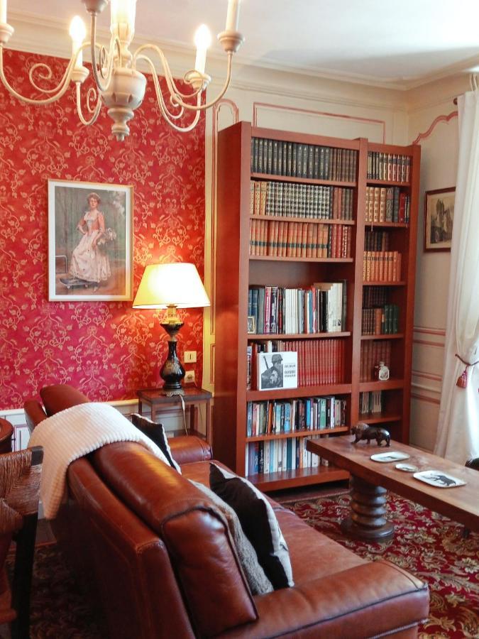 Bed and Breakfast Logis Les Remparts Байе Экстерьер фото